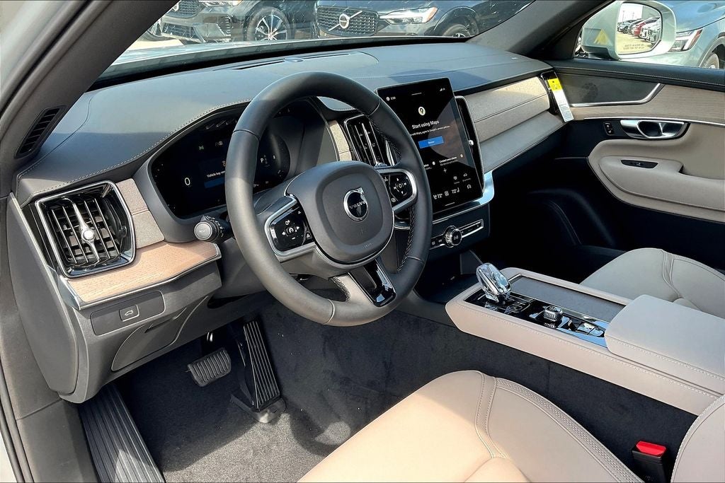 2026 Volvo XC90 B6 Plus 7-Seater