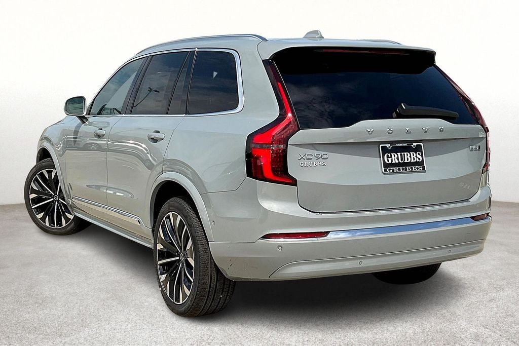 2026 Volvo XC90 B6 Plus 7-Seater