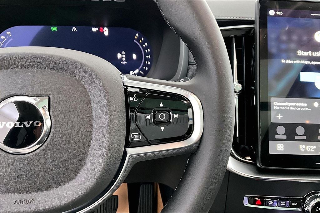 2026 Volvo XC90 B6 Plus 7-Seater