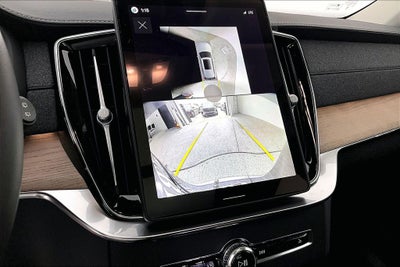 2026 Volvo XC90 B6 Plus 7-Seater