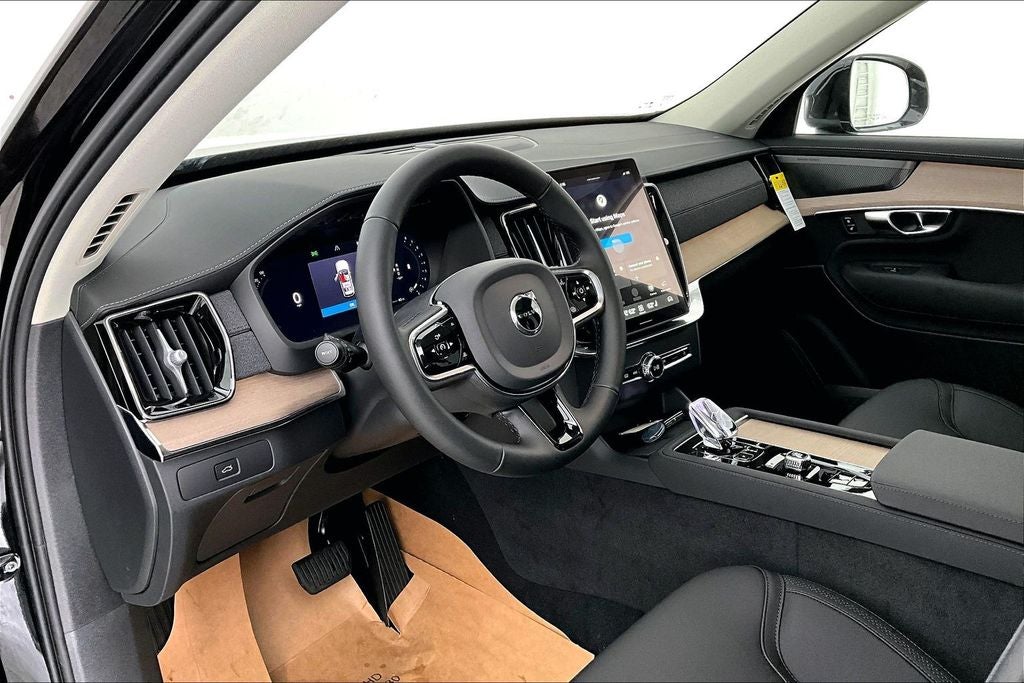 2026 Volvo XC90 B6 Plus 7-Seater