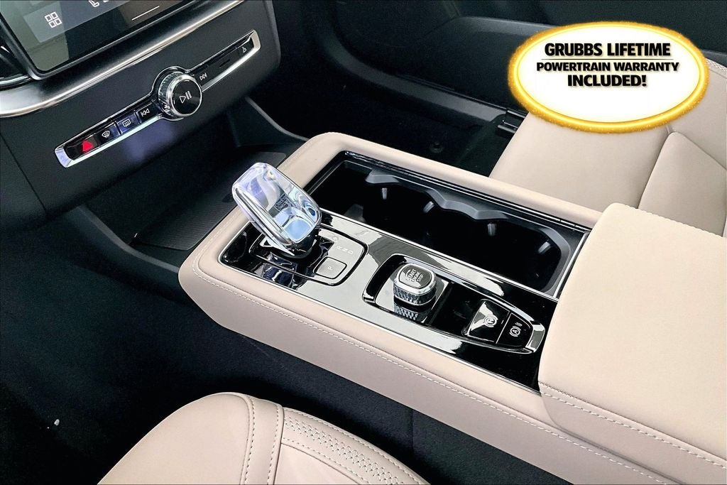 2026 Volvo XC90 B6 Plus 7-Seater