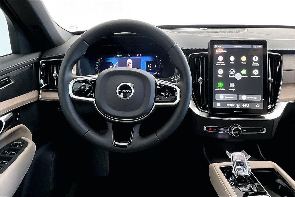 2026 Volvo XC90 B6 Plus 7-Seater