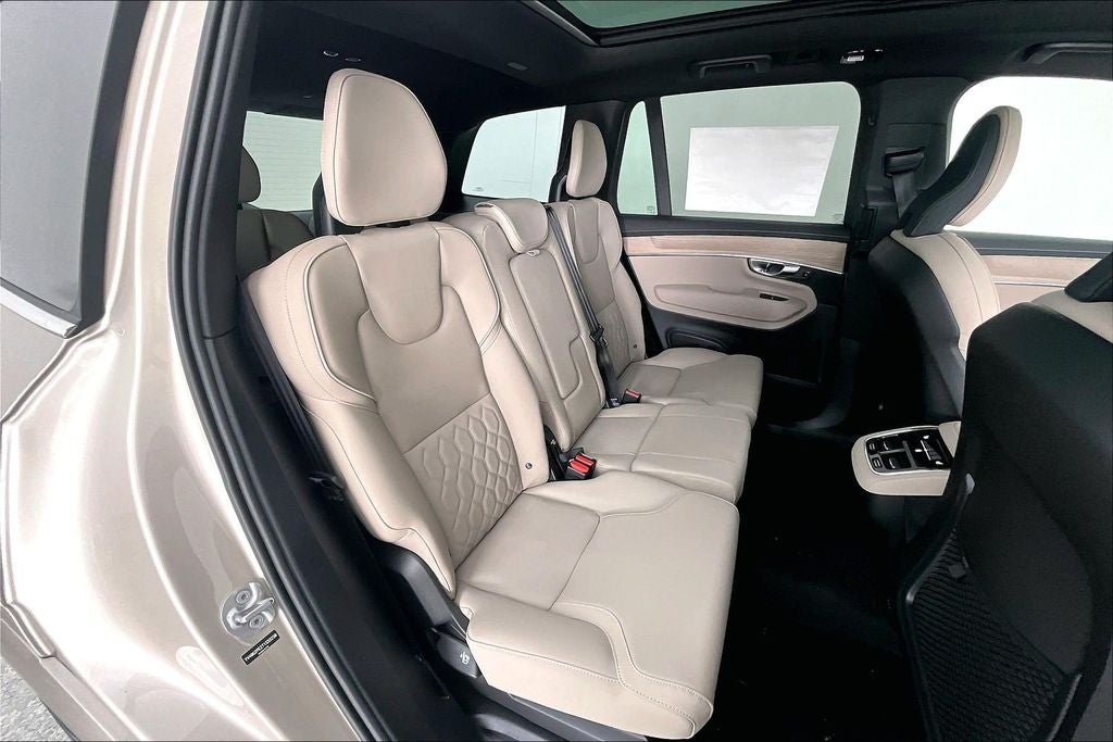 2026 Volvo XC90 B6 Plus 7-Seater