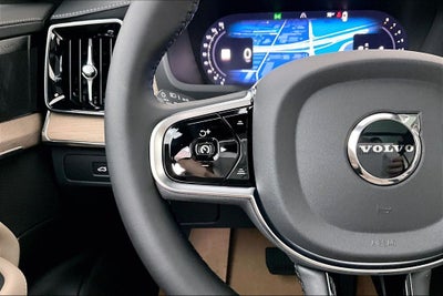 2026 Volvo XC90 B6 Plus 7-Seater