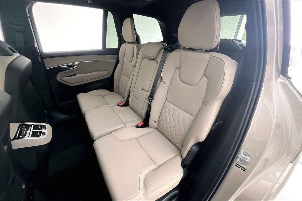 2026 Volvo XC90 B6 Plus 7-Seater