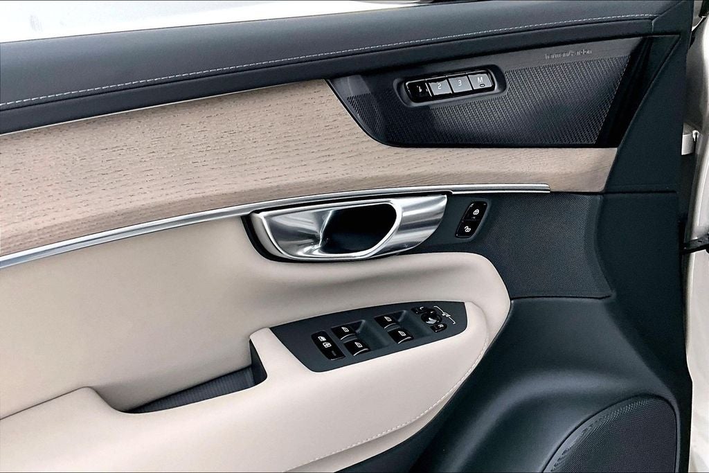 2026 Volvo XC90 B6 Plus 7-Seater