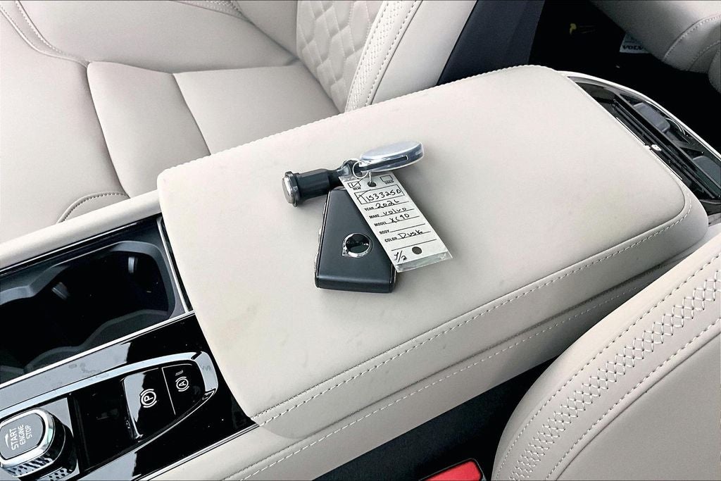2026 Volvo XC90 B6 Plus 7-Seater
