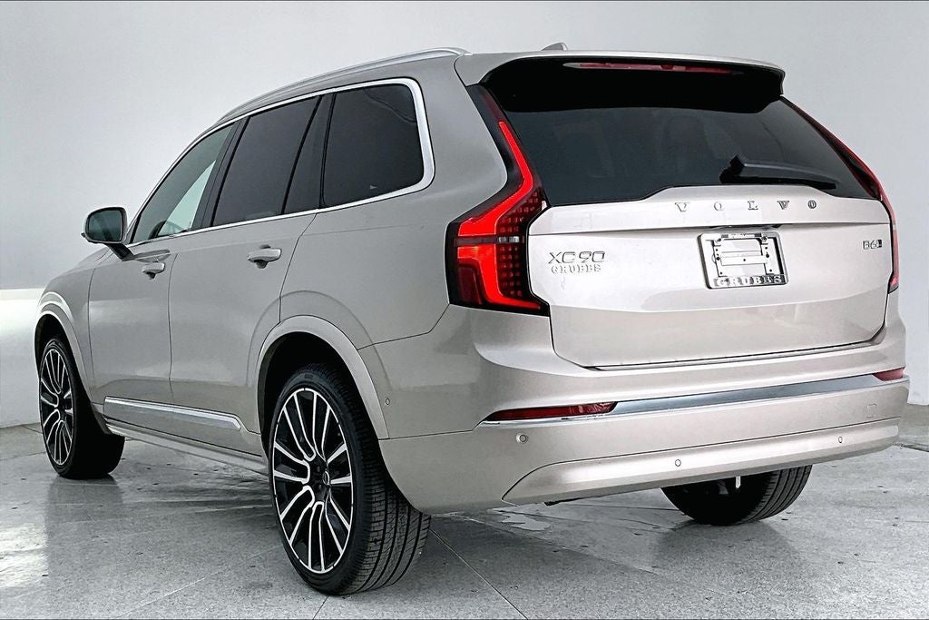 2026 Volvo XC90 B6 Plus 7-Seater