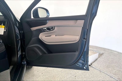 2027 Volvo XC90 B6 Plus 7-Seater
