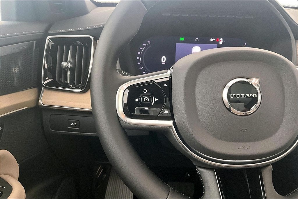 2027 Volvo XC90 B6 Plus 7-Seater