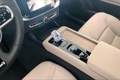 2027 Volvo XC90 B6 Plus 7-Seater