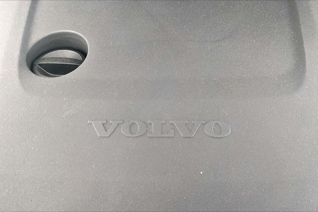 2027 Volvo XC90 B6 Plus 7-Seater
