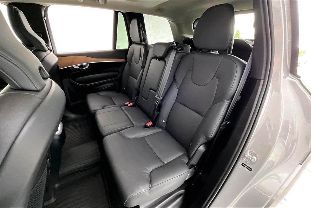 2024 Volvo XC90 B6 Plus Bright Theme
