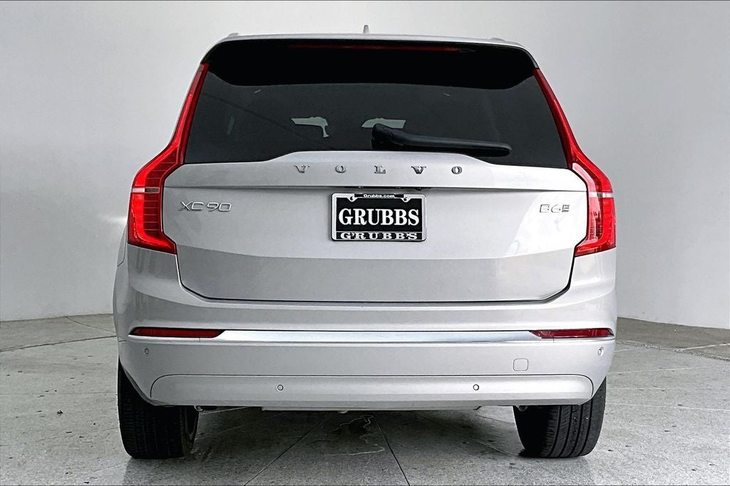 2024 Volvo XC90 B6 Plus Bright Theme