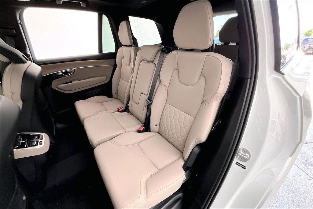 2026 Volvo XC90 B6 Plus 7-Seater