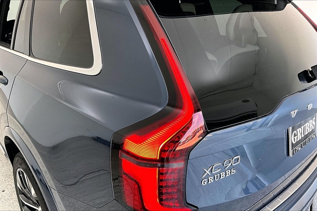 2027 Volvo XC90 B6 Plus 7-Seater