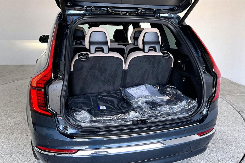 2027 Volvo XC90 B6 Plus 7-Seater