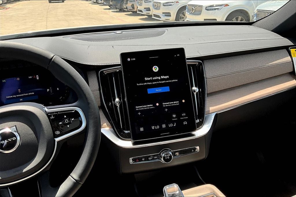 2026 Volvo XC90 B6 Plus 7-Seater