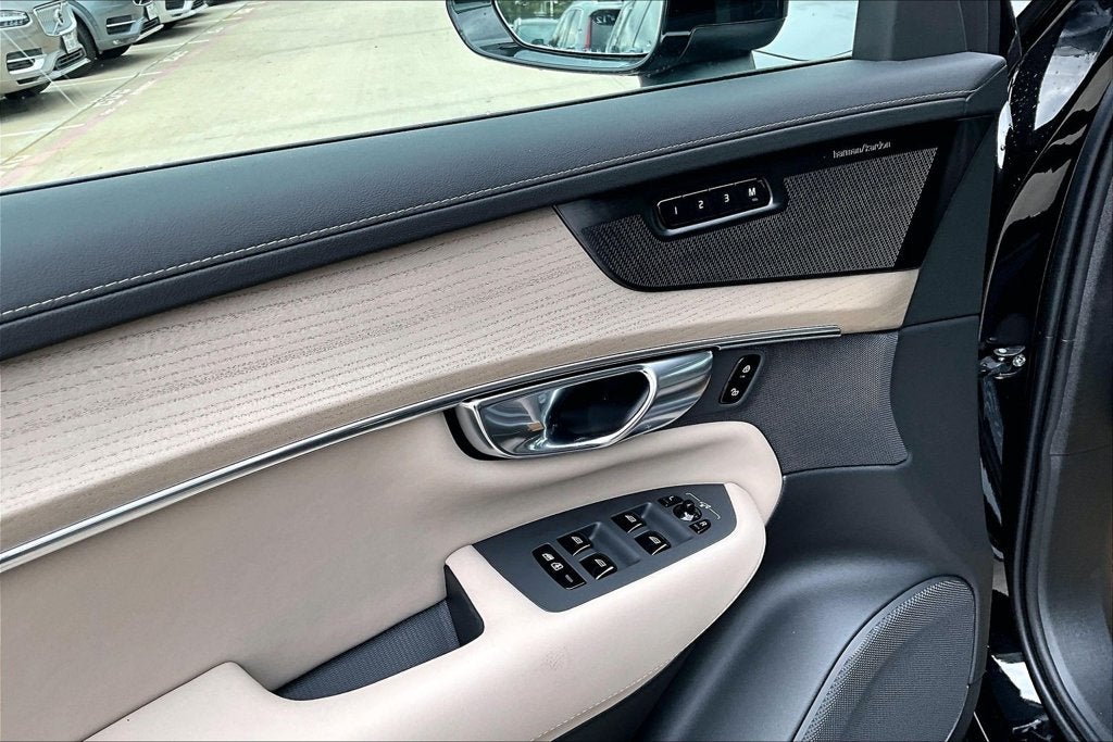 2027 Volvo XC90 B6 Plus 7-Seater