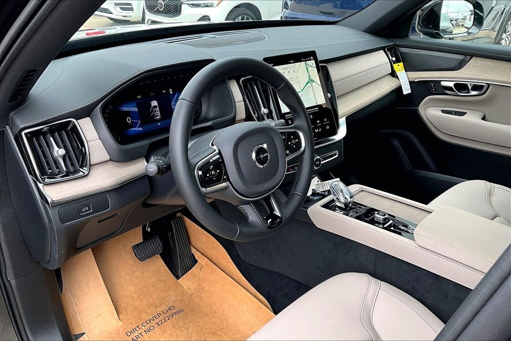 2027 Volvo XC90 B6 Plus 7-Seater