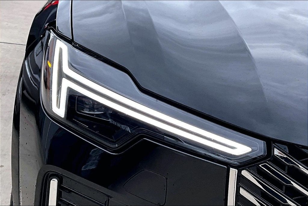 2027 Volvo XC90 B6 Plus 7-Seater