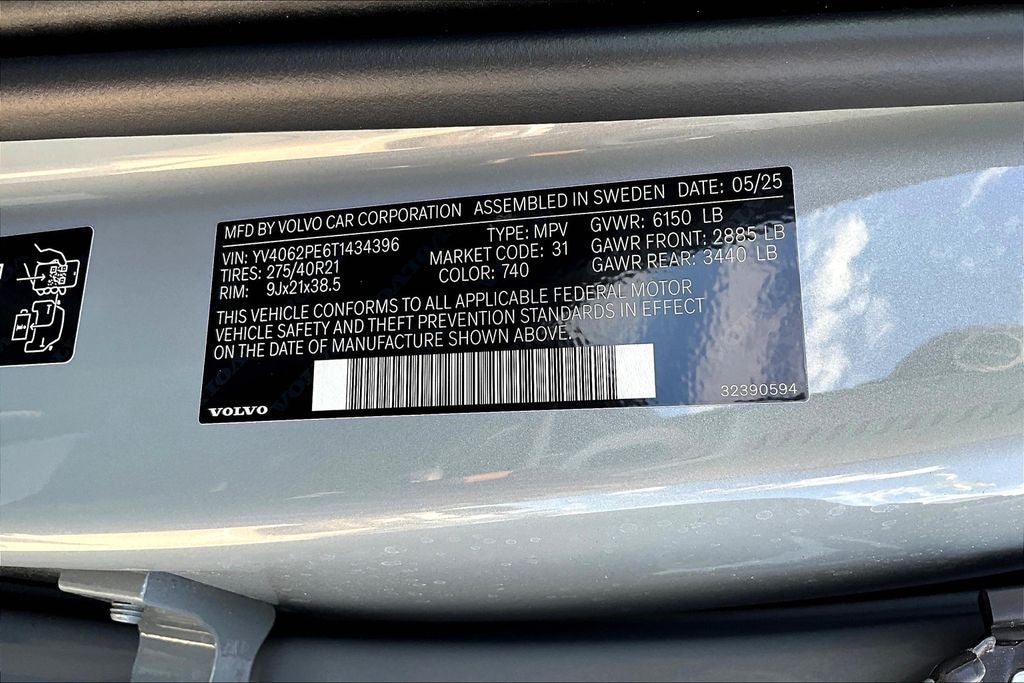 2026 Volvo XC90 B6 Plus 7-Seater