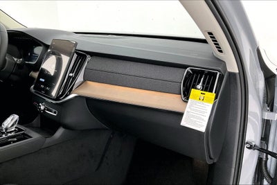 2027 Volvo XC90 B6 Plus 7-Seater