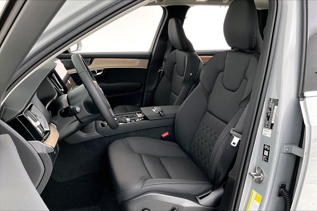 2027 Volvo XC90 B6 Plus 7-Seater