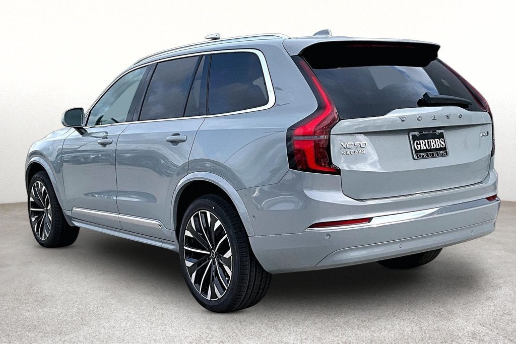 2027 Volvo XC90 B6 Plus 7-Seater