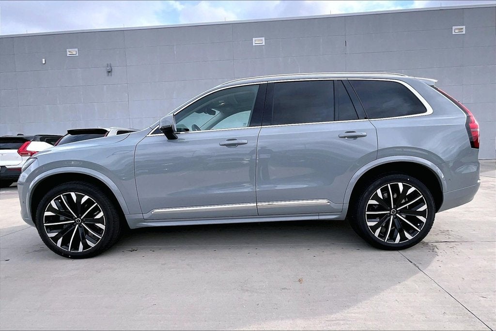 2027 Volvo XC90 B6 Plus 7-Seater