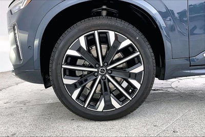 2027 Volvo XC90 B6 Plus 7-Seater