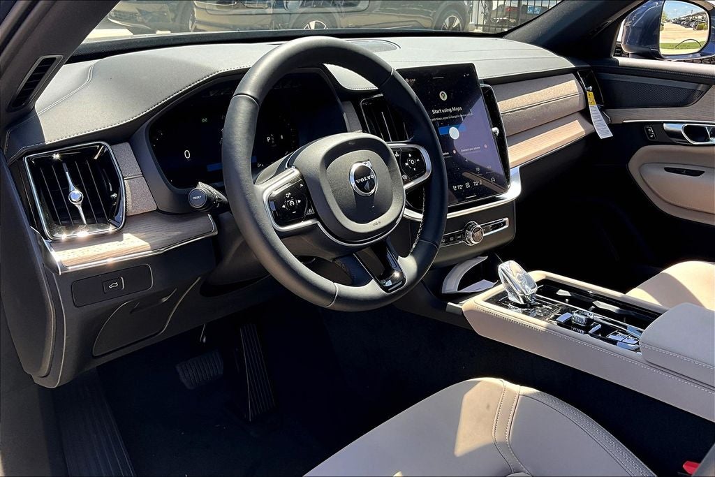 2026 Volvo XC90 B6 Plus 7-Seater