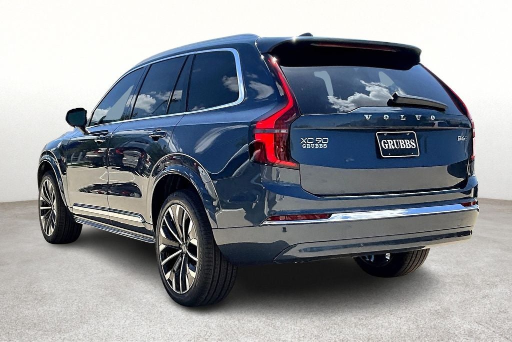 2026 Volvo XC90 B6 Plus 7-Seater