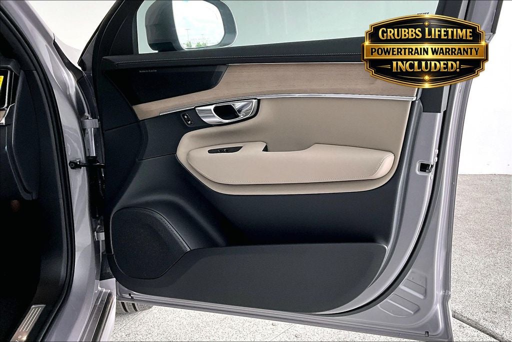 2026 Volvo XC90 B6 Plus 7-Seater
