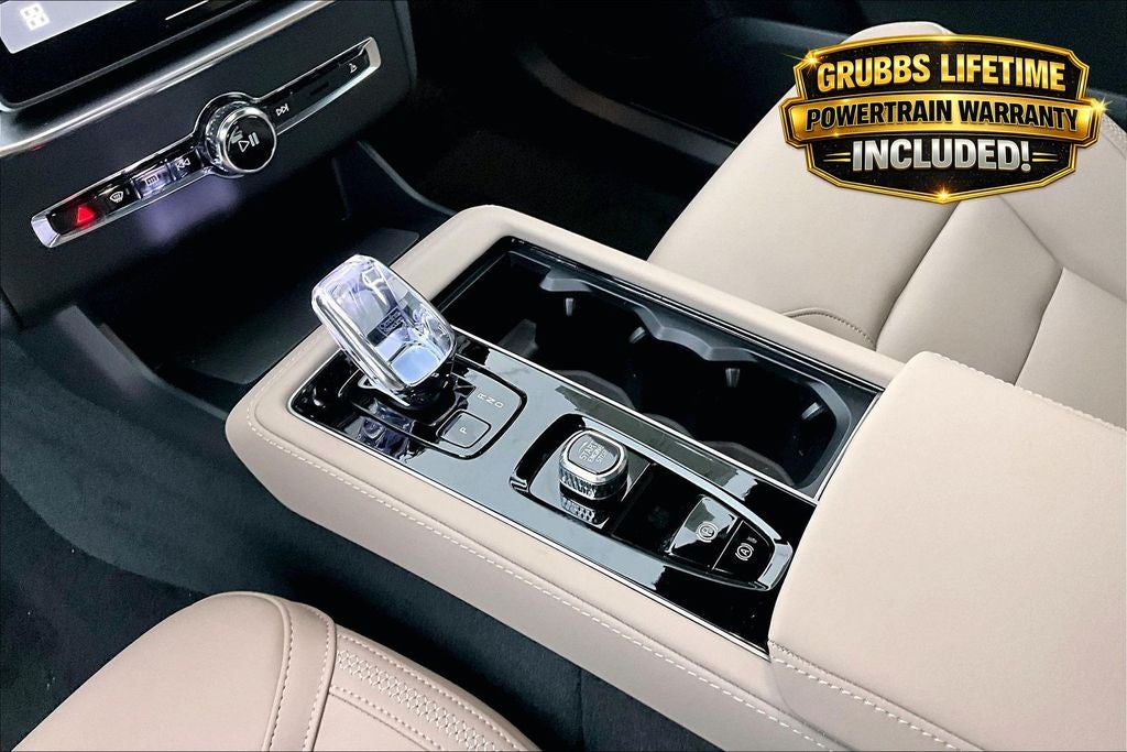 2026 Volvo XC90 B6 Plus 7-Seater