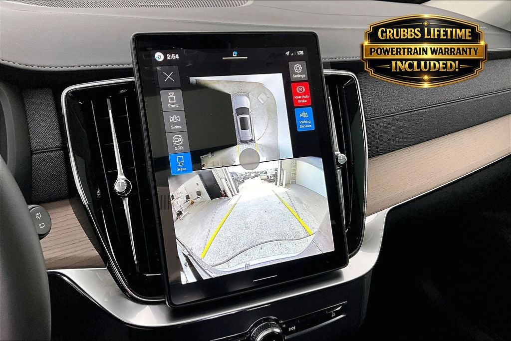 2026 Volvo XC90 B6 Plus 7-Seater