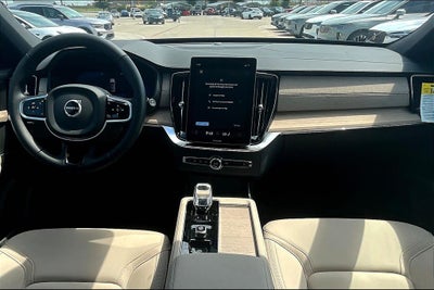 2026 Volvo XC90 B6 Plus 7-Seater