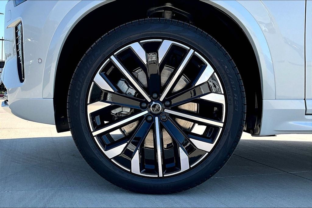 2026 Volvo XC90 B6 Plus 7-Seater