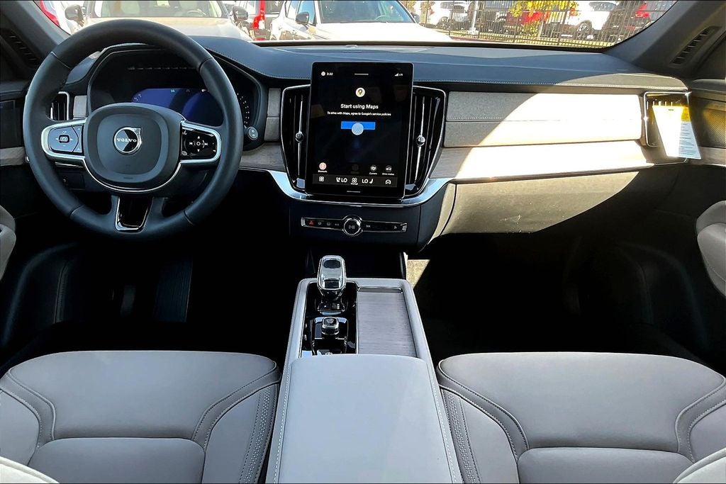 2026 Volvo XC90 B6 Plus 7-Seater