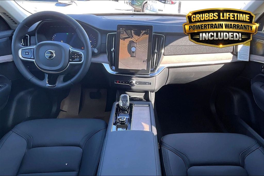 2026 Volvo XC90 B6 Plus 7-Seater