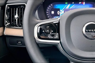 2026 Volvo XC90 B6 Plus 7-Seater