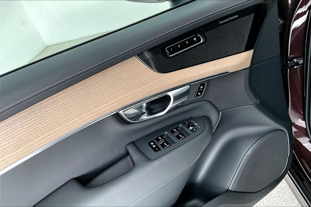 2026 Volvo XC90 B6 Plus 7-Seater