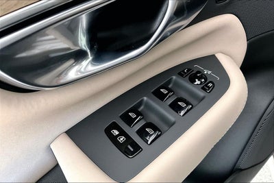 2027 Volvo XC90 B6 Plus 7-Seater