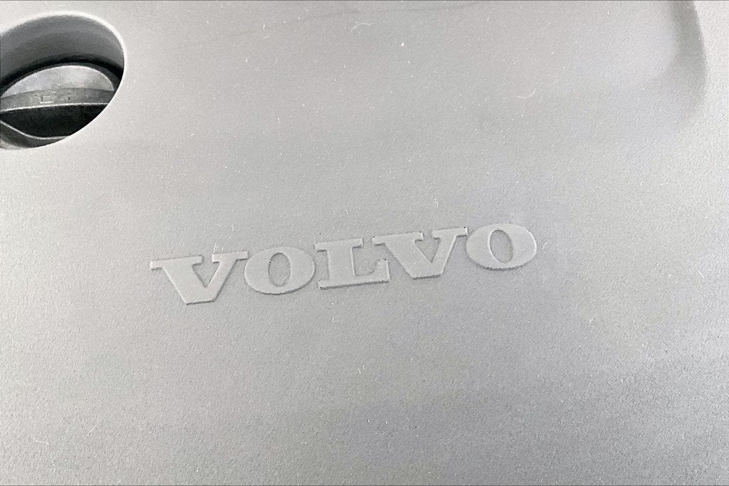 2027 Volvo XC90 B6 Plus 7-Seater