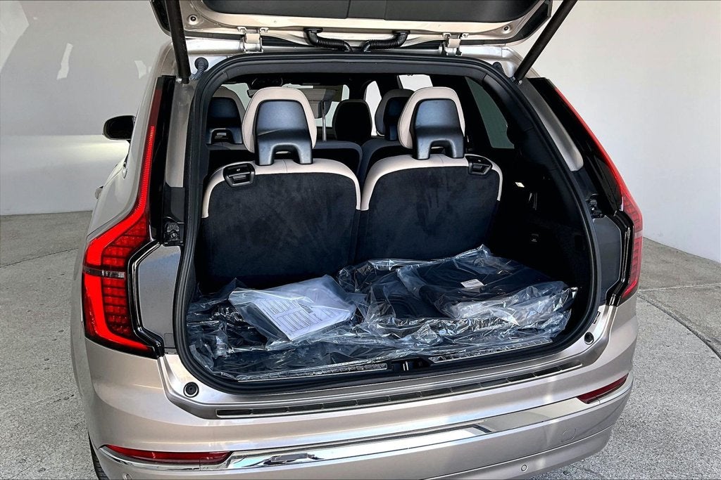 2027 Volvo XC90 B6 Plus 7-Seater