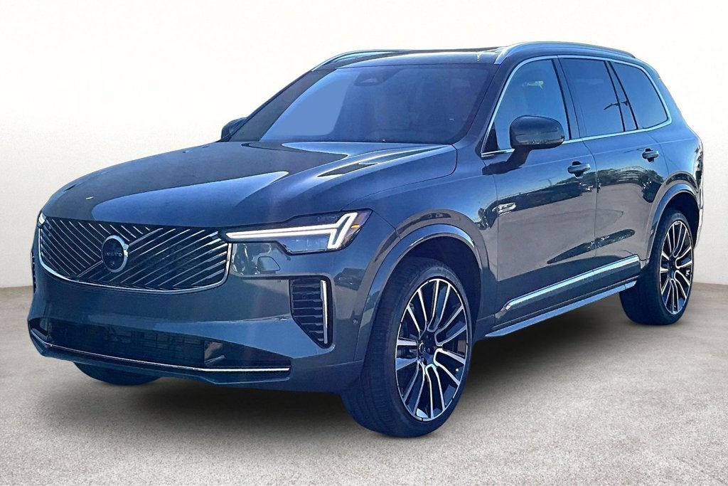 2027 Volvo XC90 B6 Plus 7-Seater