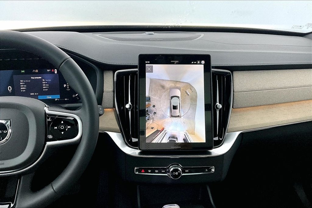 2027 Volvo XC90 B6 Plus 7-Seater