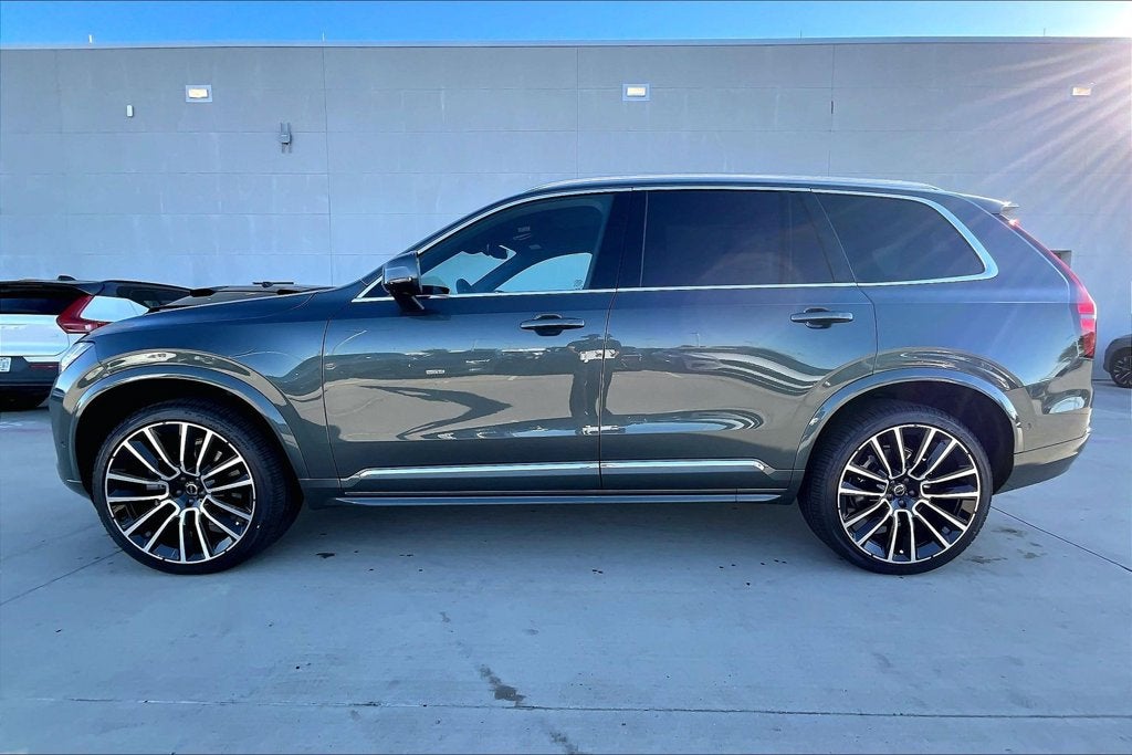 2027 Volvo XC90 B6 Plus 7-Seater