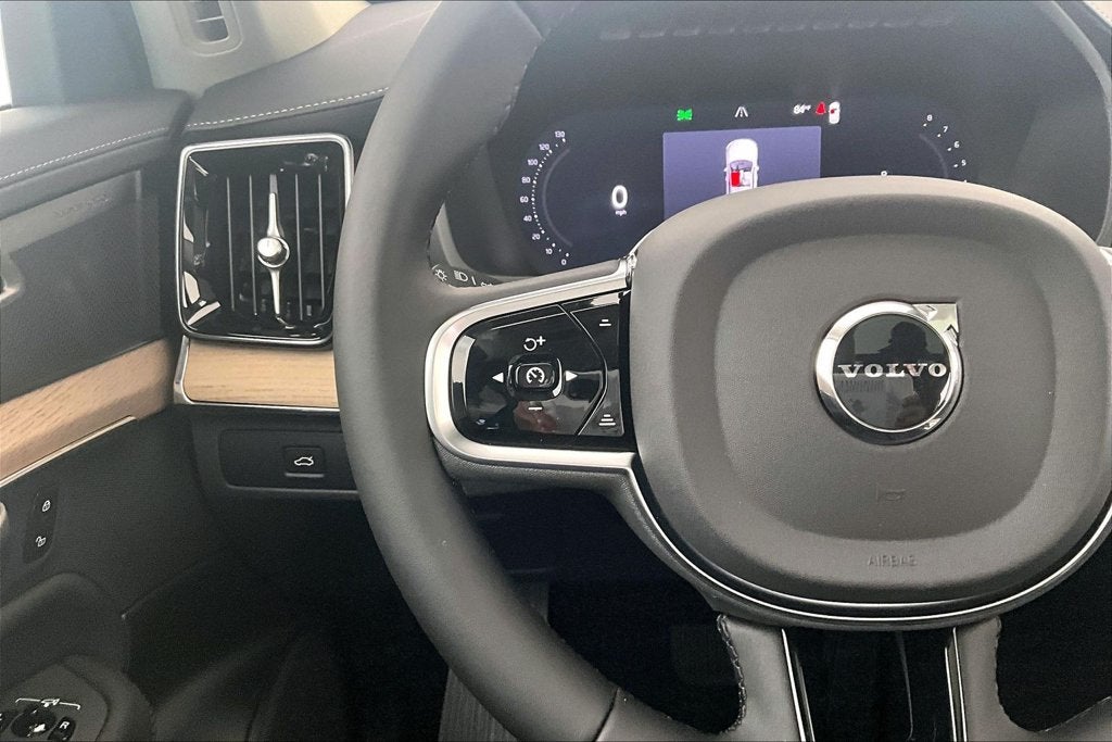 2027 Volvo XC90 B6 Plus 7-Seater
